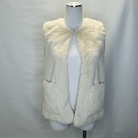 Girls Zara Faux Fur Cream Layering Trendy Warm Vest Pockets SZ 13/14 Year NEW - Picture 1 of 12